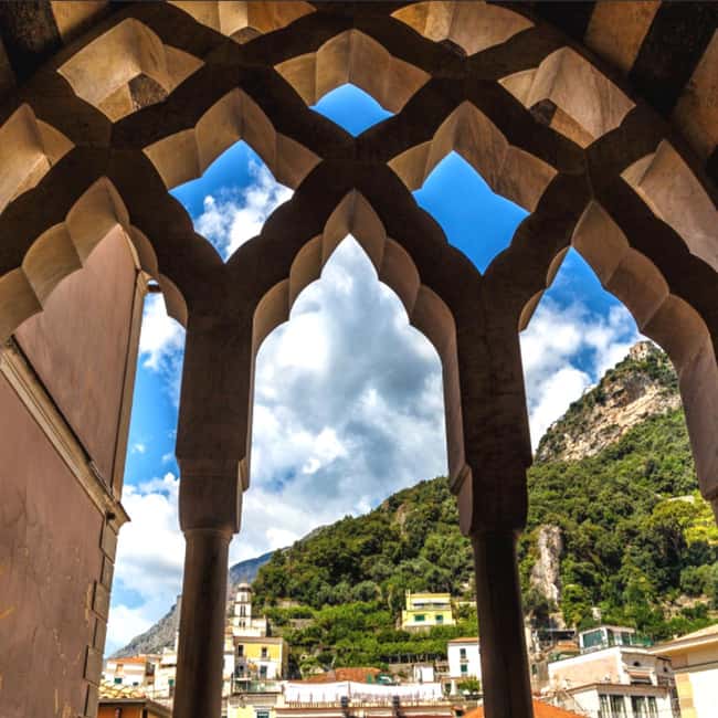 Amalfi Coast by Train & Ferry with Smart Digital Guide - Salerno on the way back: coffee, then back to Naples