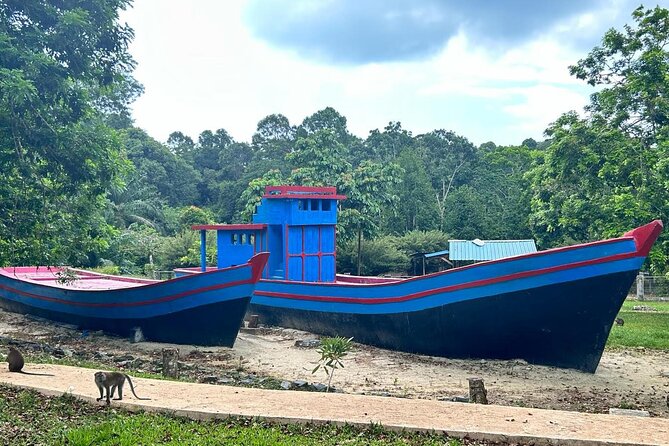 Batam Heritage Tour with Singapore Ferry Ticket, Lunch & Massage - Barelang Bridge Photos and the Batam Golden Gate Moment