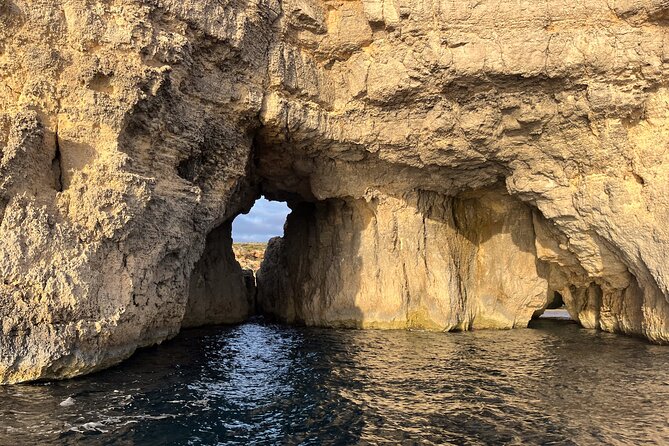 Blue Lagoon Ferry and Caves Tour - The return trip issue: how to avoid a packed-jetty headache