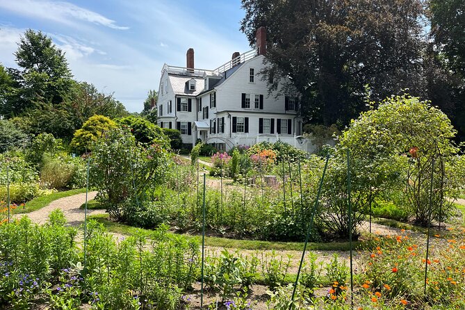 Boston Day Tour by Ferry: Salem Witch Trials Past to Present - Returning to Boston: ferry vs MBTA rail timing changes