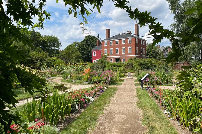 Boston Day Tour by Ferry: Salem Witch Trials Past to Present - Price and value: is $129 worth it for this kind of day?