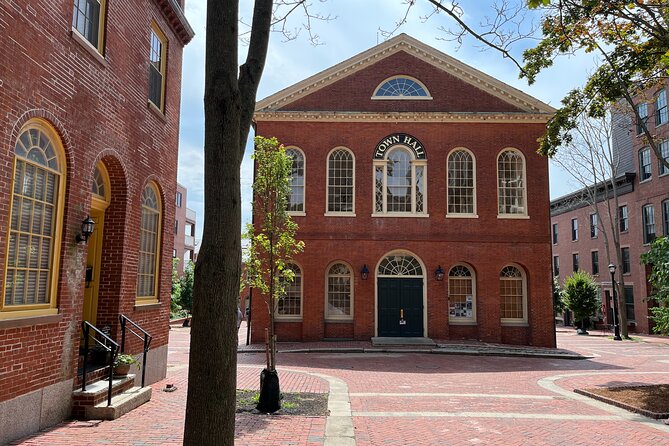 Boston Day Tour by Ferry: Salem Witch Trials Past to Present - Should you book? My practical call