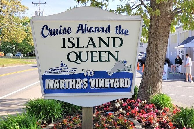 Boston to Martha's Vineyard Day Trip with Optional Island Tour - The island tour upgrade: what you gain (and what to watch out for)