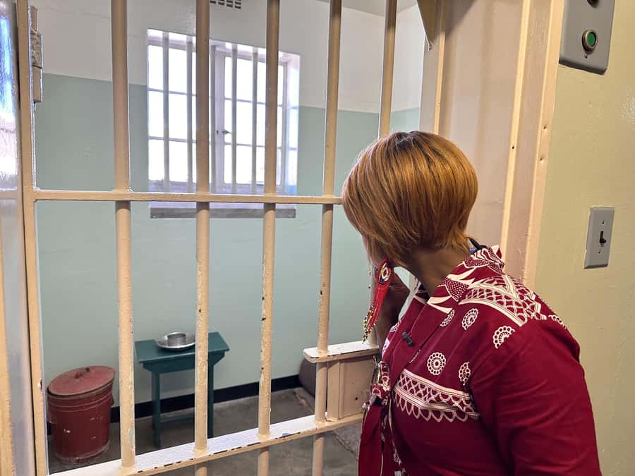 Cape Town: Robben Island Ferry Ticket and Guided Prison Tour - Why Robben Island still matters (and why this format works)
