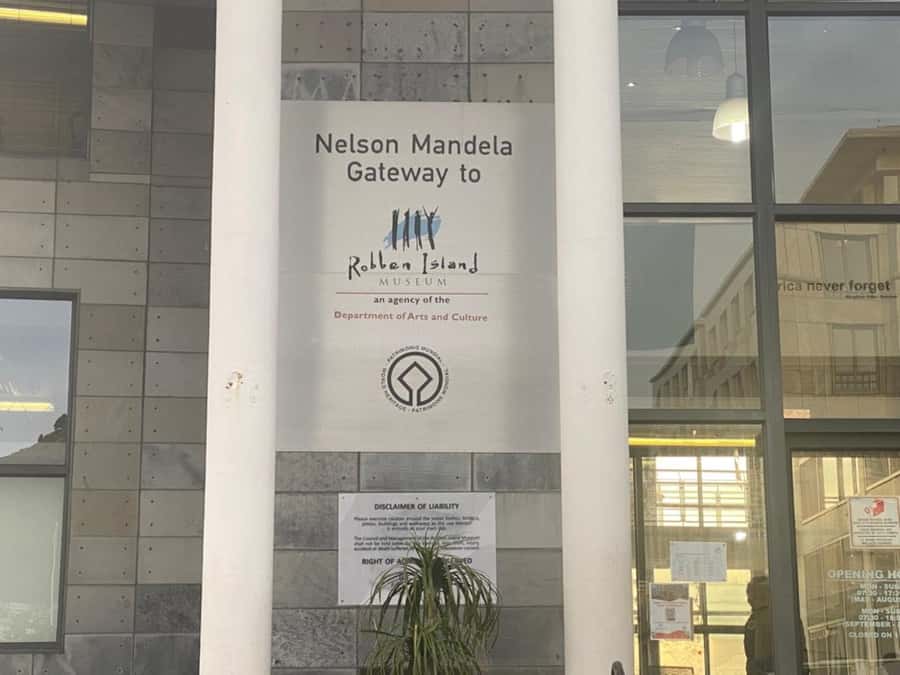 Cape Town-Robben Island Ferry Ticket and Guided Prison Tour - Who this tour fits best—and who should consider alternatives