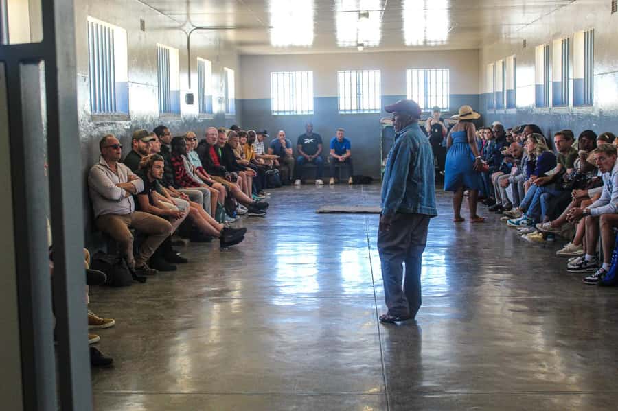 Cape Town: Robben Island ferry ticket plus Guided Tour - Timing and group flow: 4 hours is doable, but plan buffer