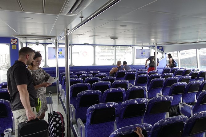 Cat Cocos: Mahe to La Digue Island Fast Ferry - Rough seas: how to protect the most important hour of your trip