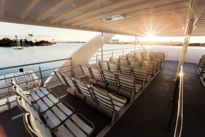 Cat Cocos: Praslin Island to Mahe Island Fast Ferry - Boarding and baggage: keep your morning calm