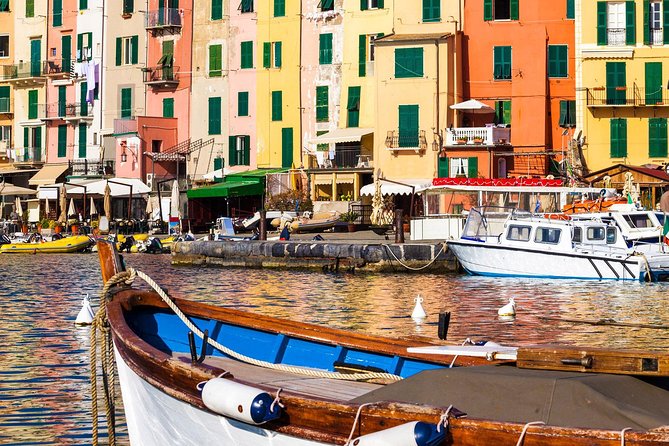 Cinque Terre Private Tour by Minivan and Ferry-Boat Shore excursion from Livorno - Manarola: Small Streets, Big Viewpoints