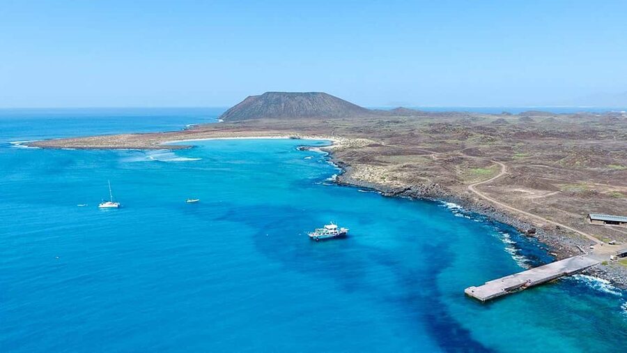 Corralejo: Snorkeling on Lobos Island & Return Ferry Ticket - Corralejo to Lobos: the ferry ride that sets the tone