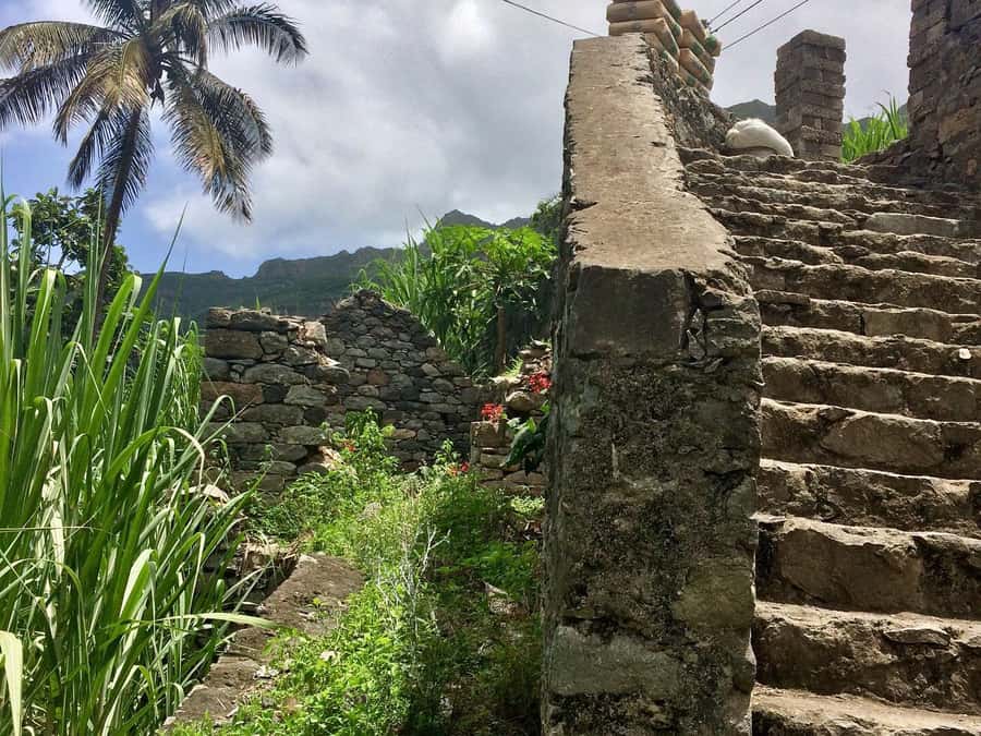 Cova–Paúl Valley Trek: Santo Antão Day Trip by Ferry - Who should book (and who should skip it)