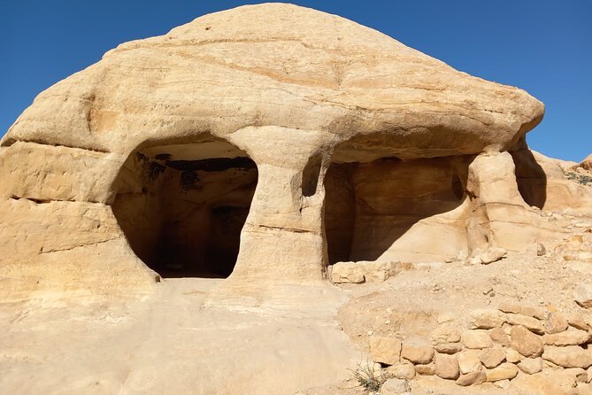 Day trip to Petra by ferry from Sharm el Sheikh - Aqaba Free Time: One Hour for Shopping and Breathing Room