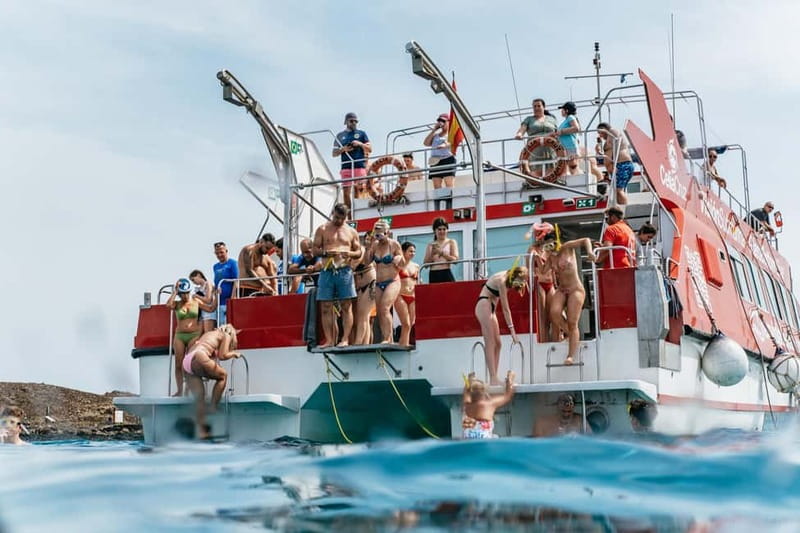 Desde Corralejo: Lobos Island Ferry with Optional Transfer - Corralejo–Lobos in 20 Minutes: What That Speed Changes for Your Day