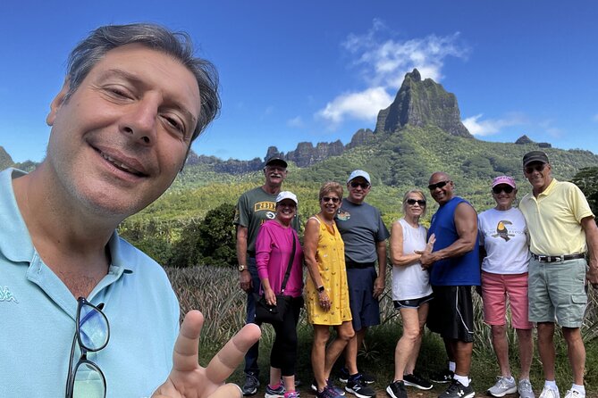 Discovering Moorea from Tahiti in 4x4 with the Ferry Terevau - Moorea Tropical Garden: Vanilla Plantation and Homemade Jams (45 Minutes)