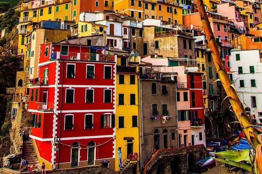 Exclusive Cinque Terre day tour by Ferry with stop in Pisa - The Florence-to-La Spezia Drive: Time to Get Oriented