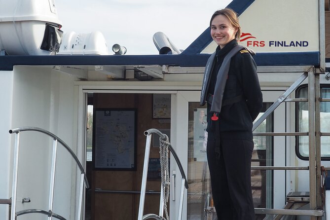 Ferry to Suomenlinna Fortress Island - Onboard ride basics: 20–25 minutes, sun deck, and food you buy onboard