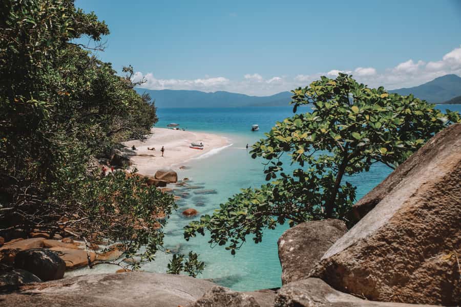 From Cairns: Fitzroy Island Day Trip by Ferry - Food and drinks: how to budget your lunch on Fitzroy Island