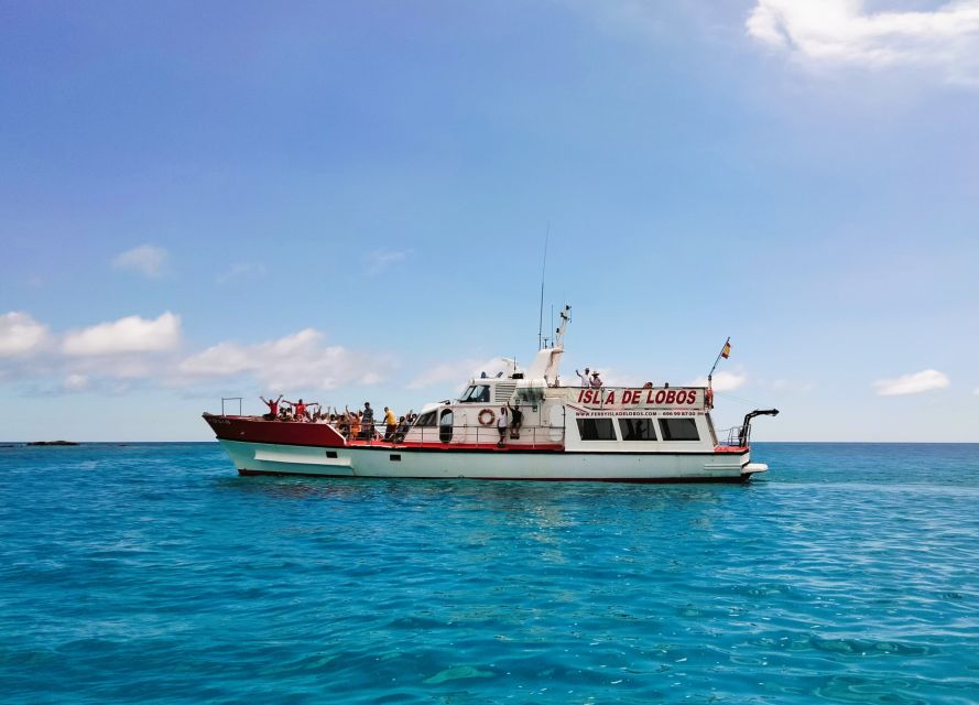 From Caleta de Fuste: Return Bus and Ferry to Lobos Island - Lobos Island: a quick escape with real volcanic drama