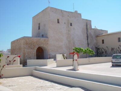 From Ibiza: Ferry and Guided Bus Excursion in Formentera - Getting moving from Ibiza: pickup, bus ride, and the ferry to la Sabina