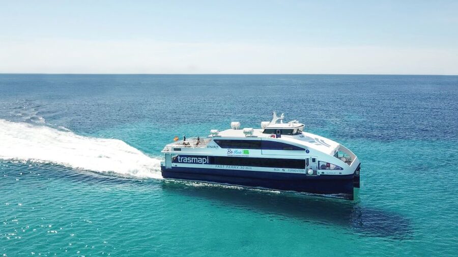 From Ibiza: Return Ferry Ticket to Formentera - Ferry Basics: the 30-minute crossing and smart timing