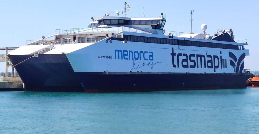 From Mallorca: Same-Day Round-Trip Ferry Ticket to Menorca - Tickets, check-in, and the customs validation step that can make or break your day