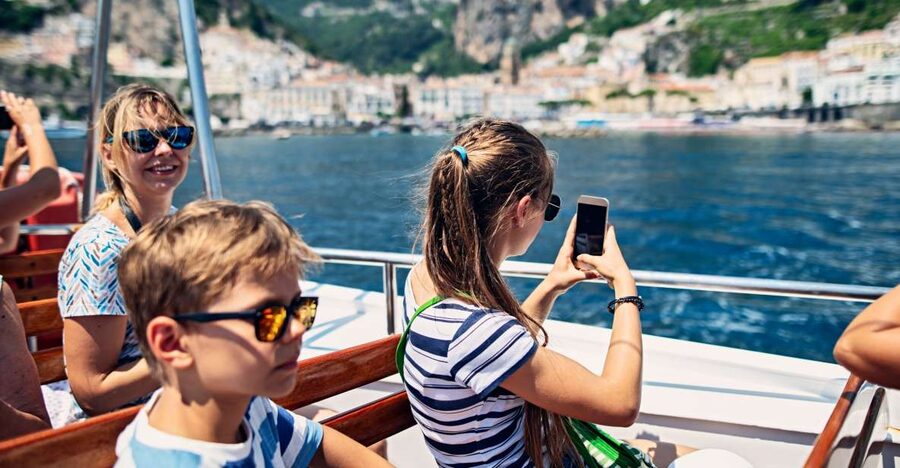 From Naples: Ferry to Sorrento and Capri - Naples departures: finding Molo Beverello and getting your ticket sorted