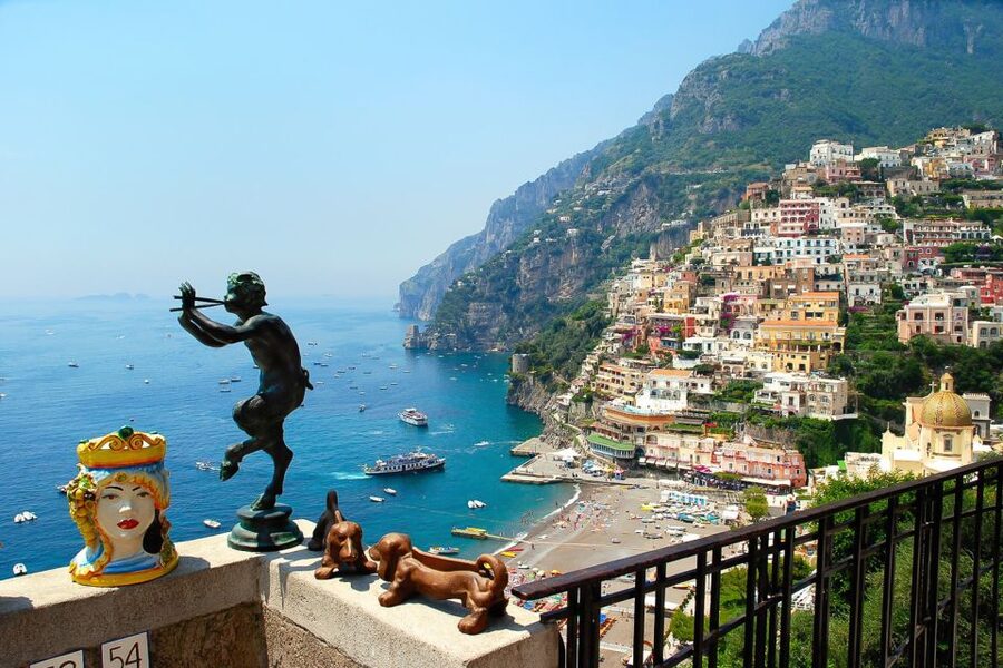 From Rome: Positano & Amalfi Coast Day Trip by Train & Ferry - How the Guides Help: Names You Might Meet and What They Do