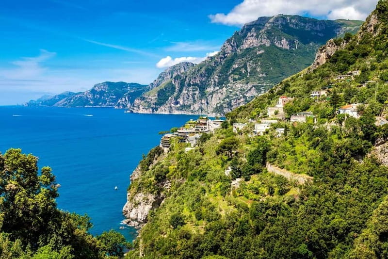 From Sorrento: Amalfi Coast Guided Bus Tour and Ferry Ride - Bus time along the Amalfi Coast: the Positano viewing strategy
