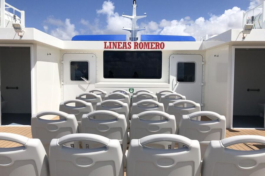 Fuerteventura: Round-Trip or 1-Way Ferry Ticket to Lanzarote - Who this ferry ticket suits best