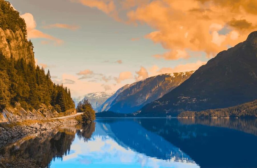 Guided tour: Hardangerfjord, Waterfalls and Ferry crossing - Quick hits you’ll care about