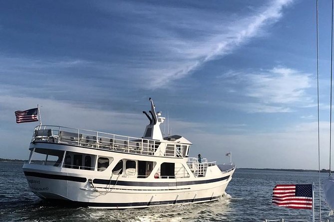 Hilton Head to Savannah Round-Trip Ferry Ticket - Onboard comfort, snacks, and bar: what you’ll pay for