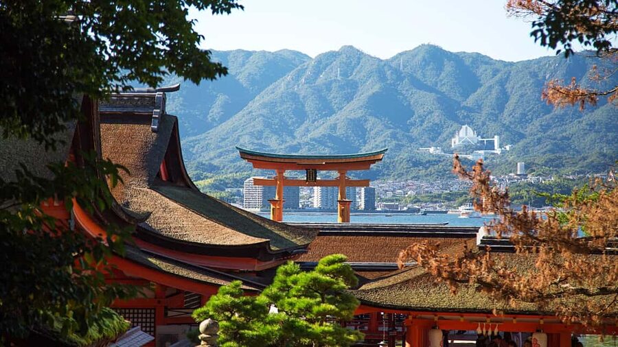 Hiroshima to Miyajima: Private Custom Tour with Ferry Ride - The ferry ride: where the day’s mood changes