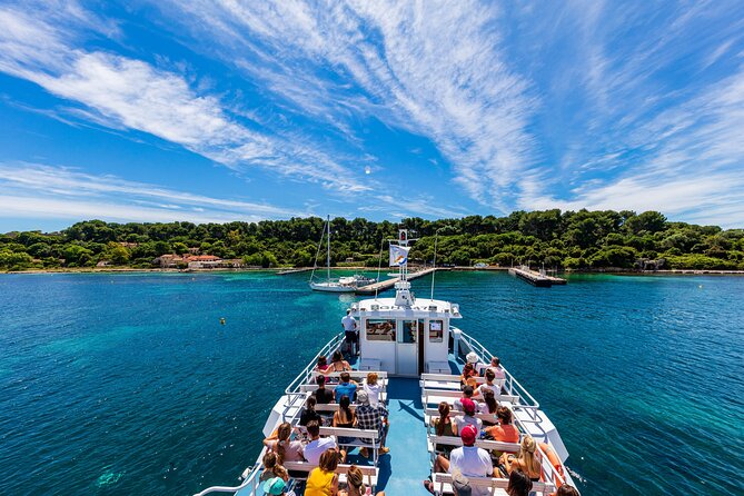 Ile Sainte-Marguerite Ferry & Corniche d'Or Cruise Combo from Cannes - Méditerranoscope Marine Research Center for the Nature-Lovers