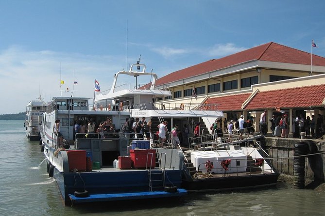 Koh Lanta to Phuket by Ao Nang Princess Ferry - On the Ao Nang Princess: Air-Conditioned, Relaxed, and Not Exactly Silent