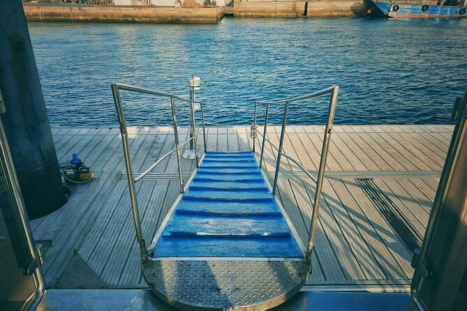 La Graciosa at your leisure (bus transfer and return ferry ticket) - What I’d pack (and what you can skip)