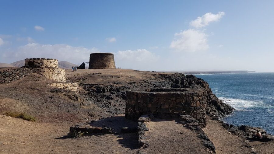 Lanzarote: Fuerteventura Return Ferry Ticket with Bus - Timing and Day Plan: How to Make One Day Feel Like a Real Vacation
