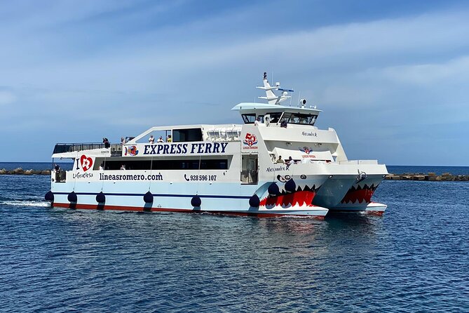 Lanzarote:Return ferry ticket to La Graciosa. Free wifi & parking - Getting to Lineas Romero in Orzola (and finding parking fast)