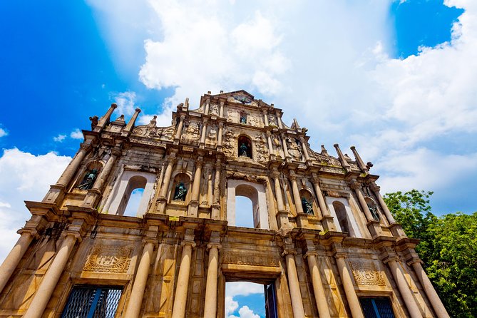 Macau Sightseeing Day Tour with One-Way Ferry from Hong Kong - Sands Casino Visit: Go Inside, But Follow the Rules