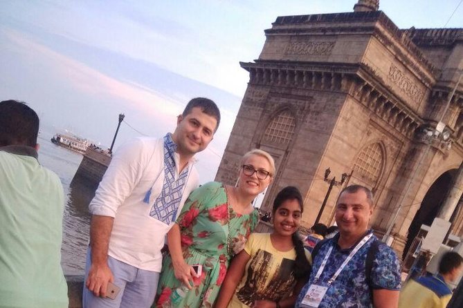 Mumbai City Tour with Ferry Ride and Dharavi Slum - Why this Mumbai classics + Dharavi day makes sense