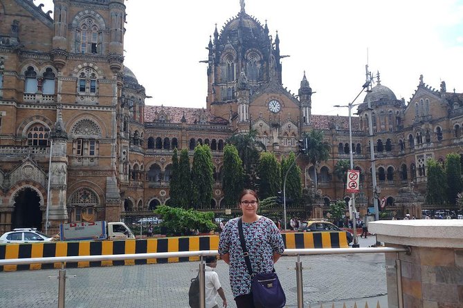 Mumbai City Tour with Ferry Ride and Dharavi Slum - Chhatrapati Shivaji Terminus and Town Hall: Victorian Bombay in motion