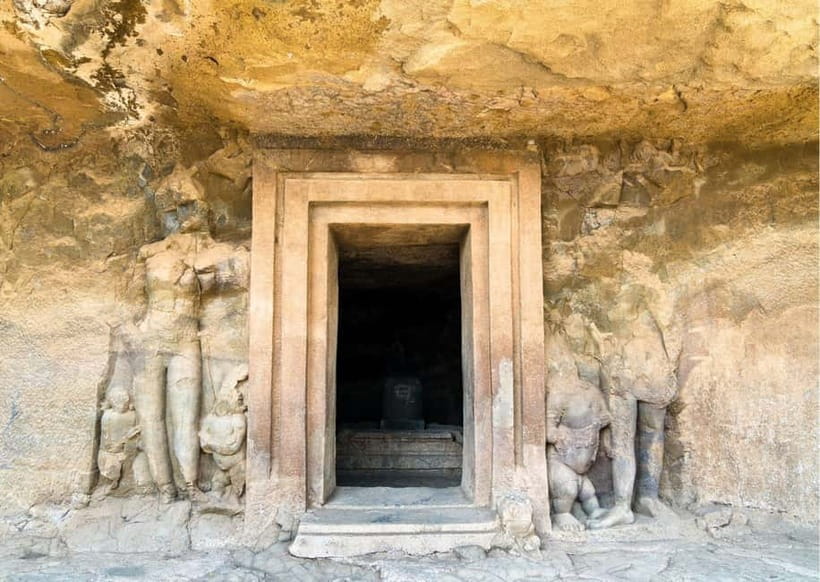 Mumbai: Elephanta Caves Private Tour with Ferry Ride - Getting back to Mumbai: keep the day flexible