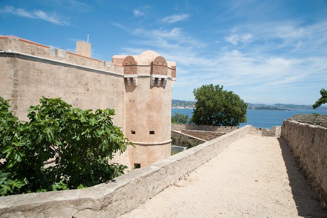 Nice to St Tropez Ferry Ticket and Cruise - Old streets and the St Tropez Church