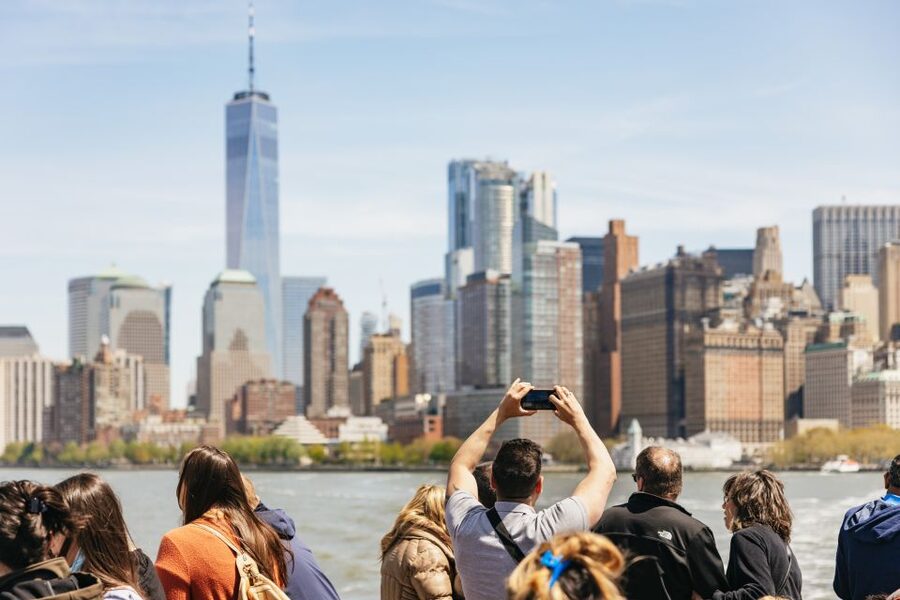 NYC: Wall Street Tour with 9/11 Memorial and Statue Ferry - How the Time Window Really Works (2–5 Hours)