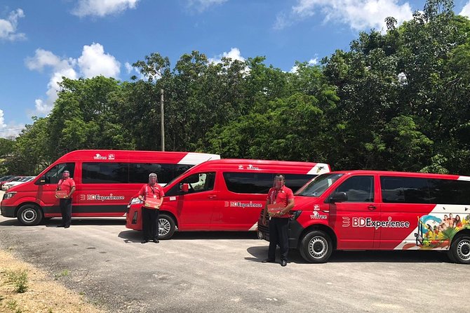 Private transfer R/T Apto-Isla Mujeres ferry dock-Apto With ferry tickets - What this experience is really for