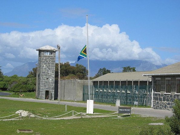 Robben Island Ferry Ticket and Guided Prison Tour - Robben Island Ferry + Guided Prison Tour: the 4-hour rhythm