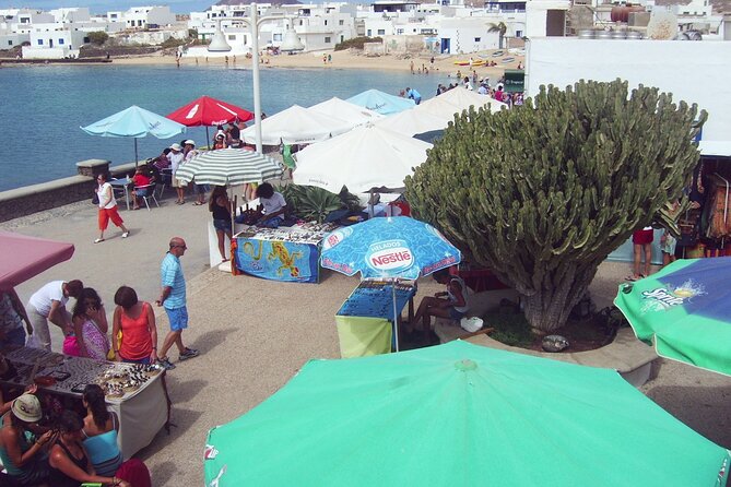 Roundtrip Ferry Transfer to La Graciosa with Free Wifi - Who This Ferry Transfer Fits Best (and who should think twice)