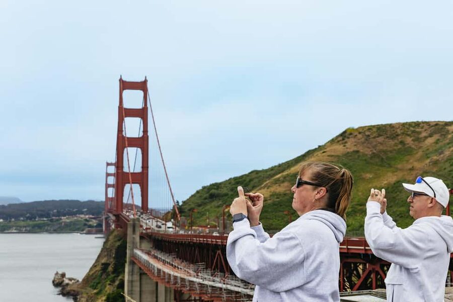 San Francisco: Muir Woods & Sausalito Tour with Ferry Option - Bike Tour Option: Trade the Bus Ride for a Sausalito Shortcut