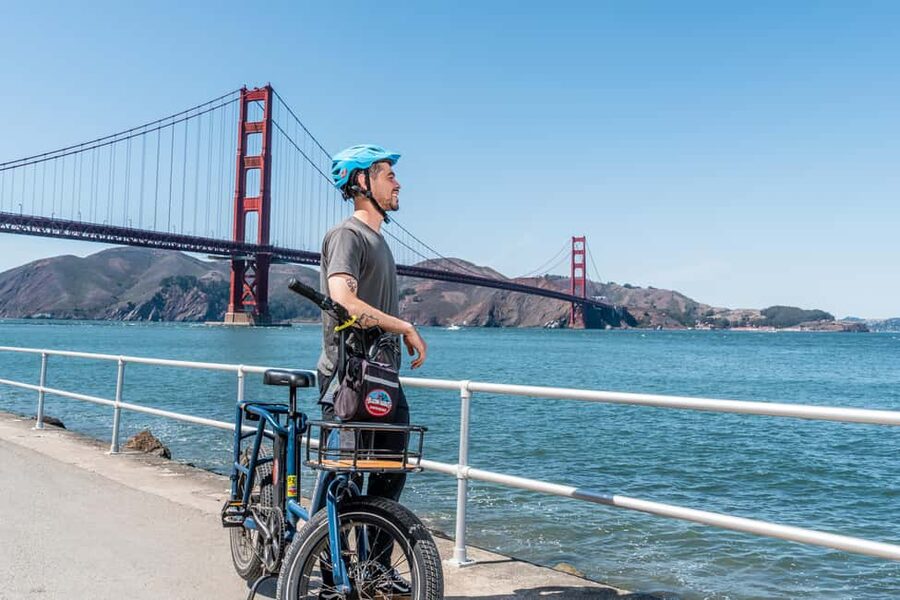 San Francisco: Self-Guided Bike Rental - From Fisherman’s Wharf to Fort Mason: the calm start to the bridge