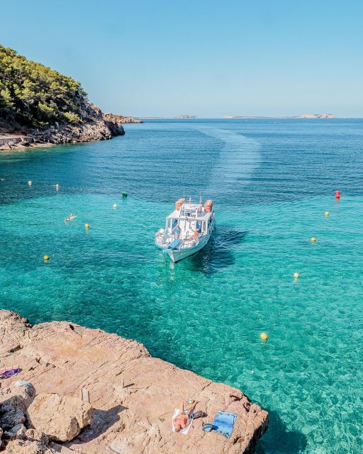 Sant Antoni: Round-Trip Ferry Transfer to Cala Salada Beach - Key things I’d circle before you go