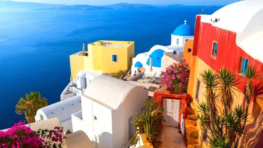 Santorini Guided Day Trip From Crete with Ferry Tickets - Who should book this Santorini from Crete day trip?